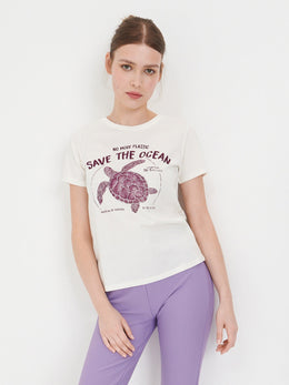 Loose fit trousers with belt